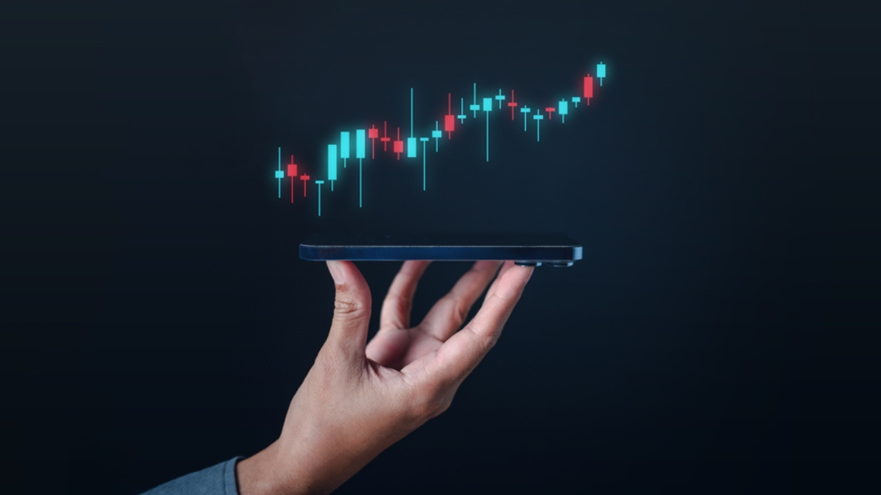 How to Read Charts on Fintana Like a Pro